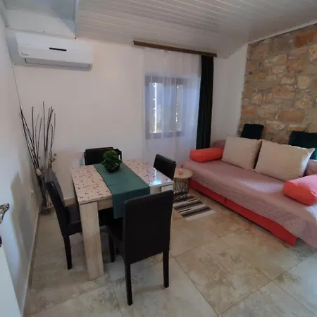 Koza 100m From The 아파트 *