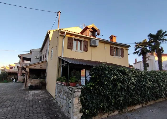 Koza 100m From The Lejlighed Poreč