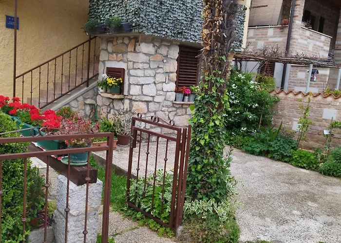 Koza 100m From The Διαμέρισμα Πόρετς